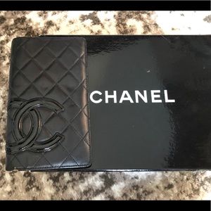 CHANEL black quilted leather Cambon wallet